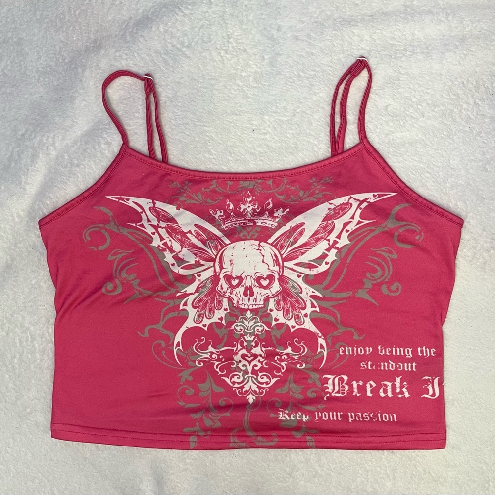 SHEIN Pink Graphic Crop Top